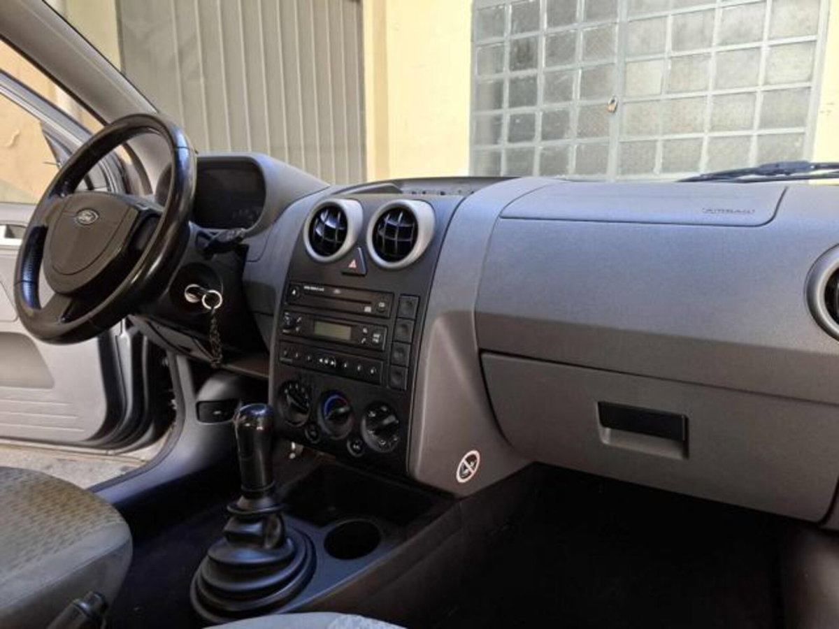 Ford Fusion 1.4 16V 5p. (6)