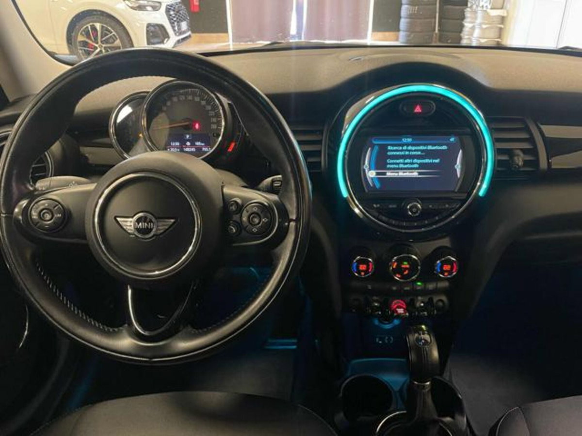 MINI Mini 1.5 Cooper D Boost 5 porte (3)