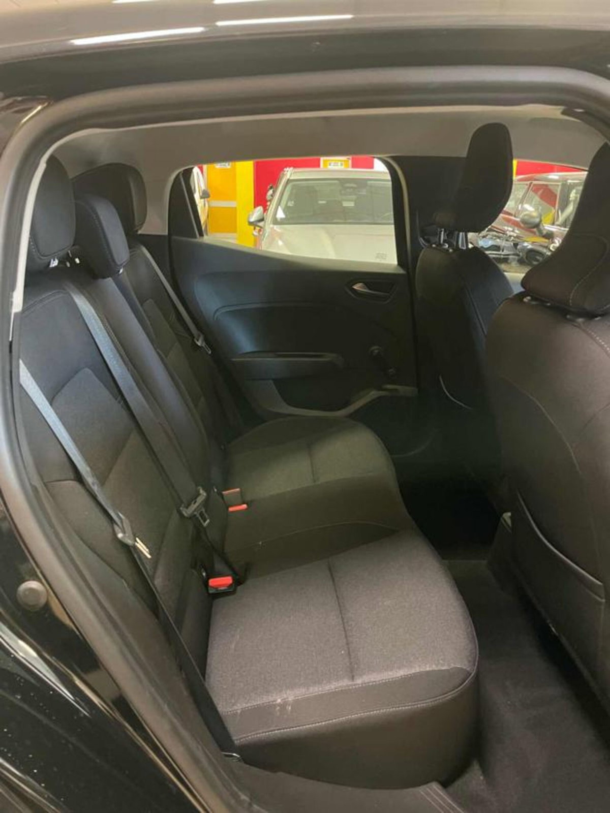 Renault Clio SCe 65 CV 5 porte Life (7)