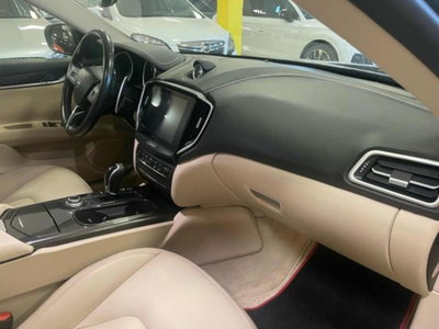 Maserati Ghibli Ghibli V6 Diesel 275 CV (9)