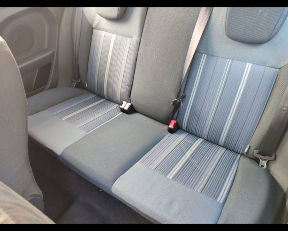 Ford Fiesta 1.4 TDCi 68CV 3 porte Titanium (11)