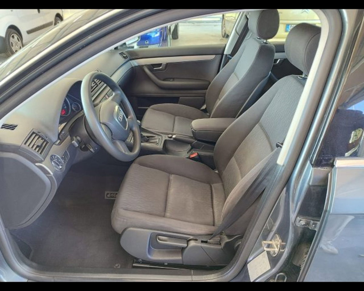 Audi A4 1.9 TDI (10)