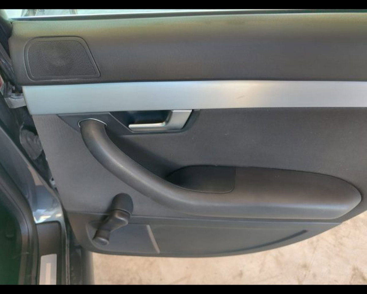 Audi A4 1.9 TDI (16)