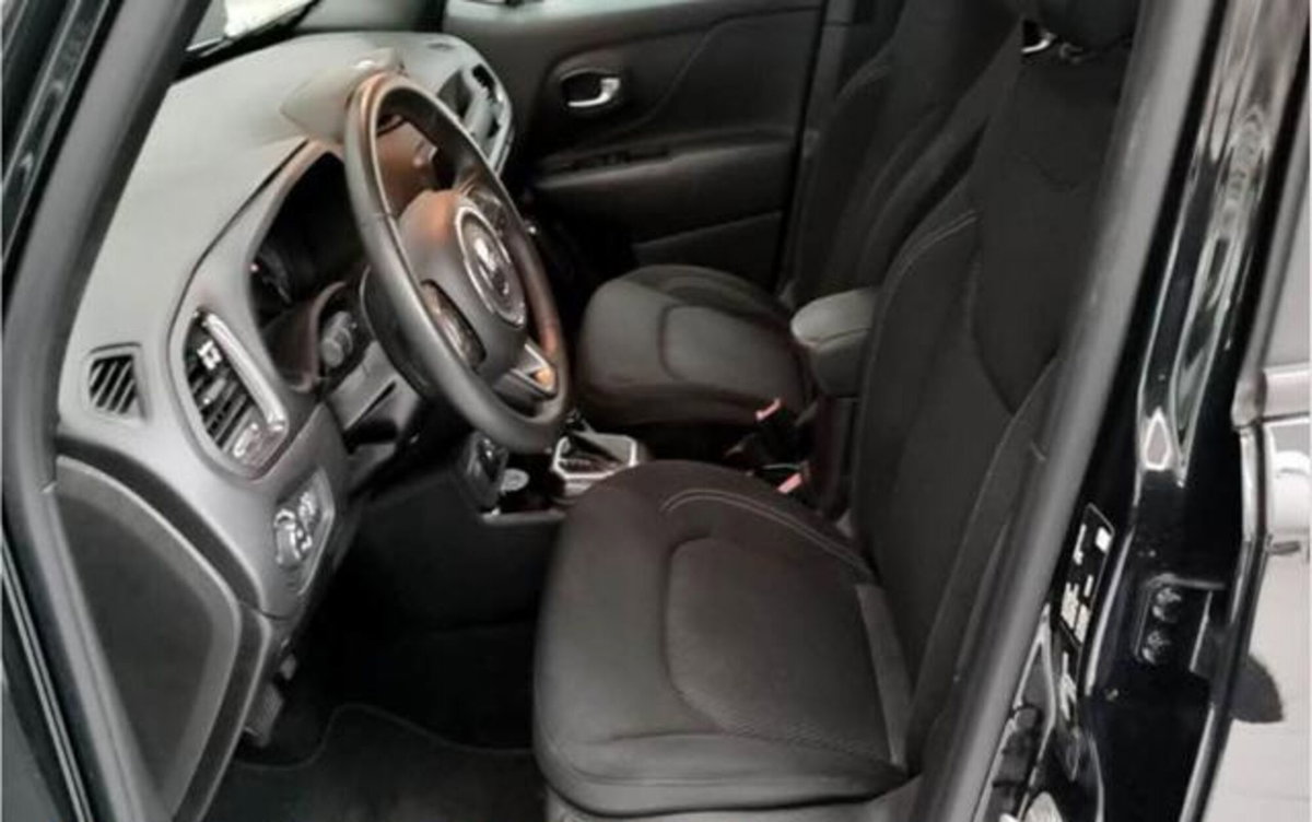 Jeep Renegade 1.3 t4 phev Trailhawk 4xe at6 (6)