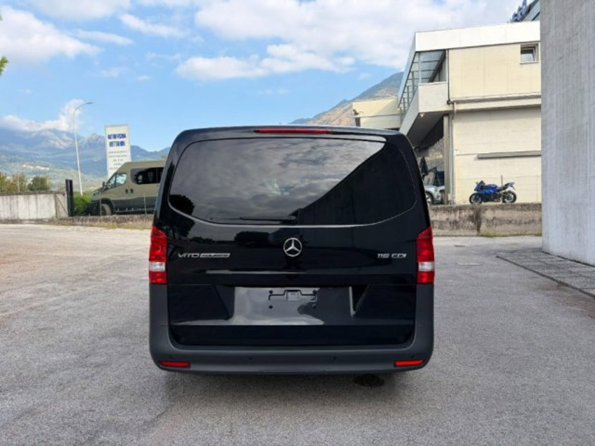 Mercedes-Benz Vito 2.0 116 CDI 4x4 PL Tourer Pro Extra-Long (6)