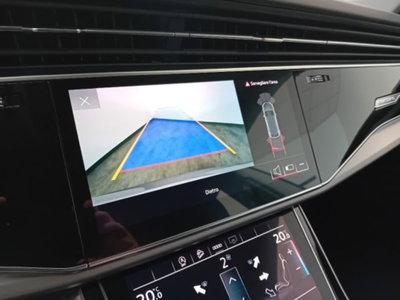 Audi Q8 Sportback 50 quattro (18)