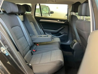 Volkswagen Passat Variant 2.0 TDI SCR 122 CV EVO DSG Business (15)