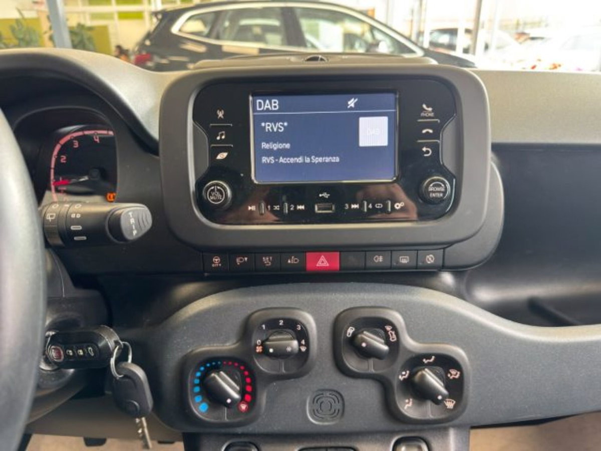 Fiat Panda 1.0 firefly hybrid s&s 70cv 5p.ti (13)