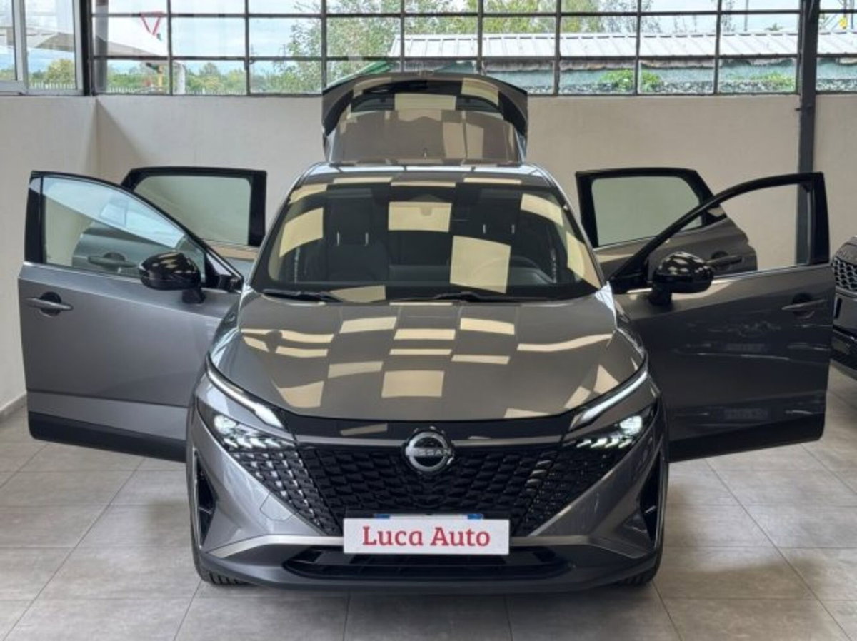 Nissan Qashqai 1.3 mhev Tekna+ 4wd 158cv xtronic (2)