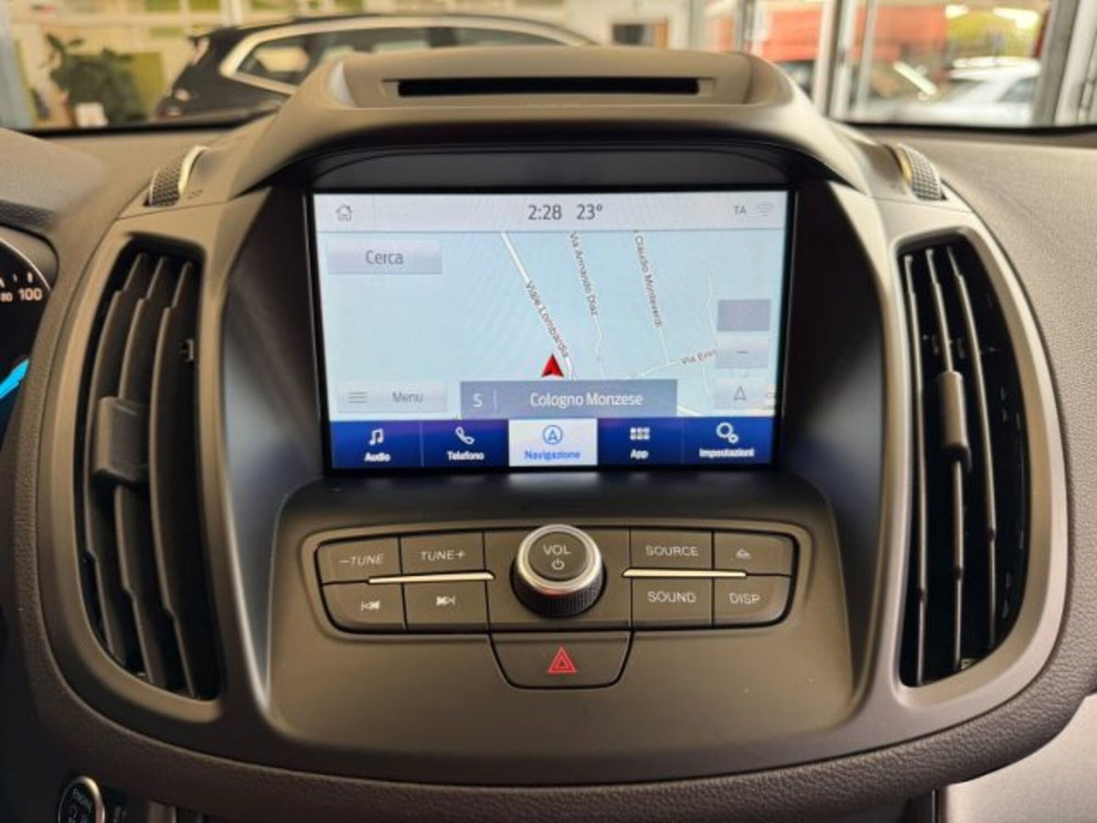 Ford Kuga 1.5 EcoBoost 120 CV 2WD (14)