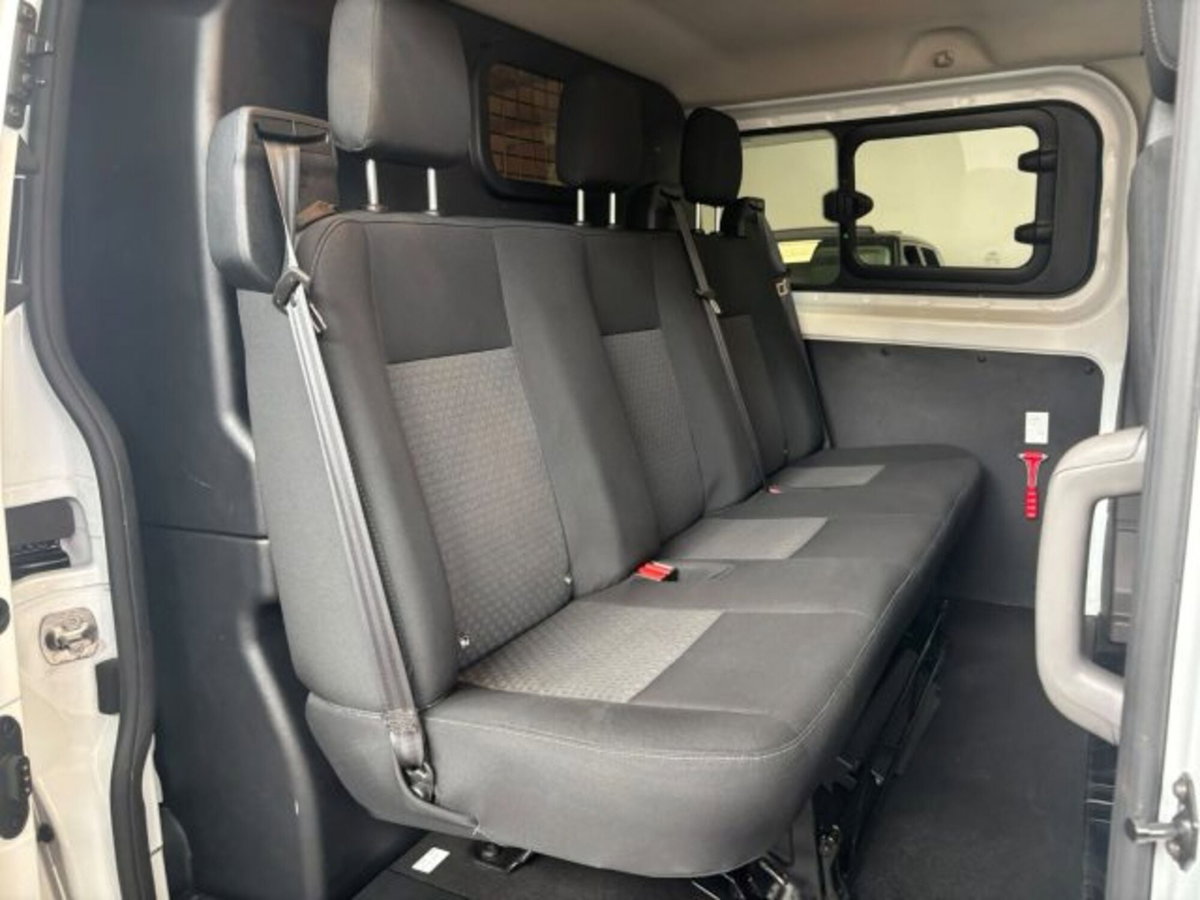 Ford Transit Custom Furgone 300 2.0 EcoBlue 130 PL-DC Furgone Trend (15)