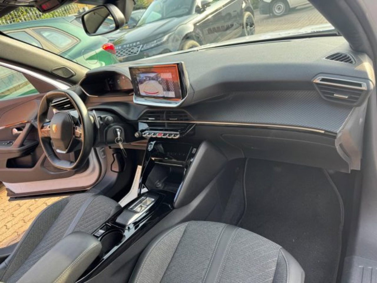 Peugeot 2008 1.2 puretech Allure s&s 130cv eat8 (9)