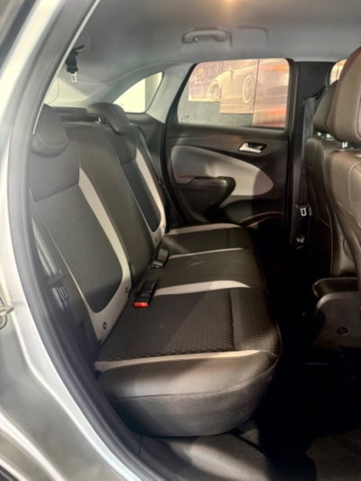 Opel Crossland X 1.2 12V Innovation (10)