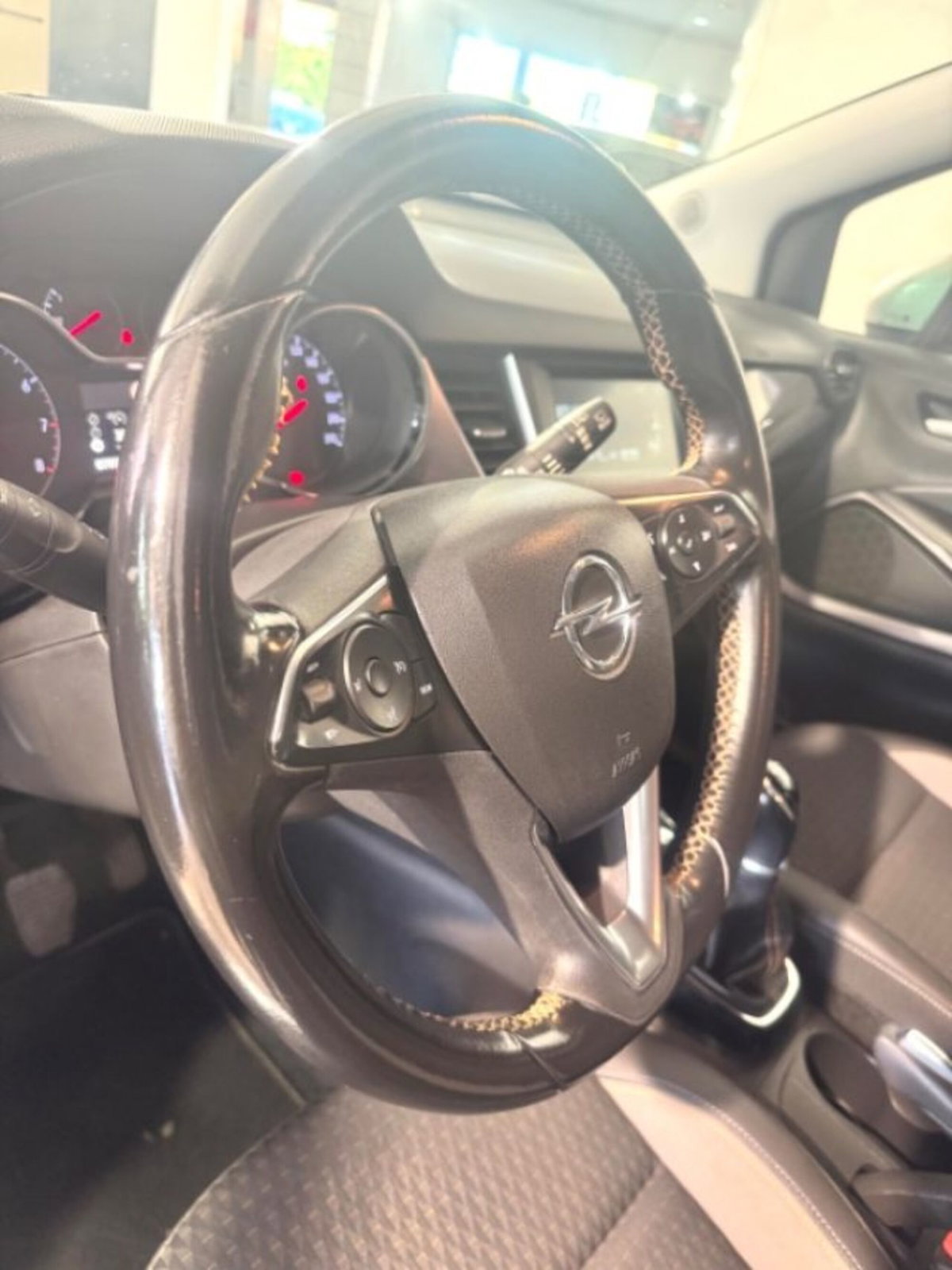 Opel Crossland X 1.2 12V Innovation (5)