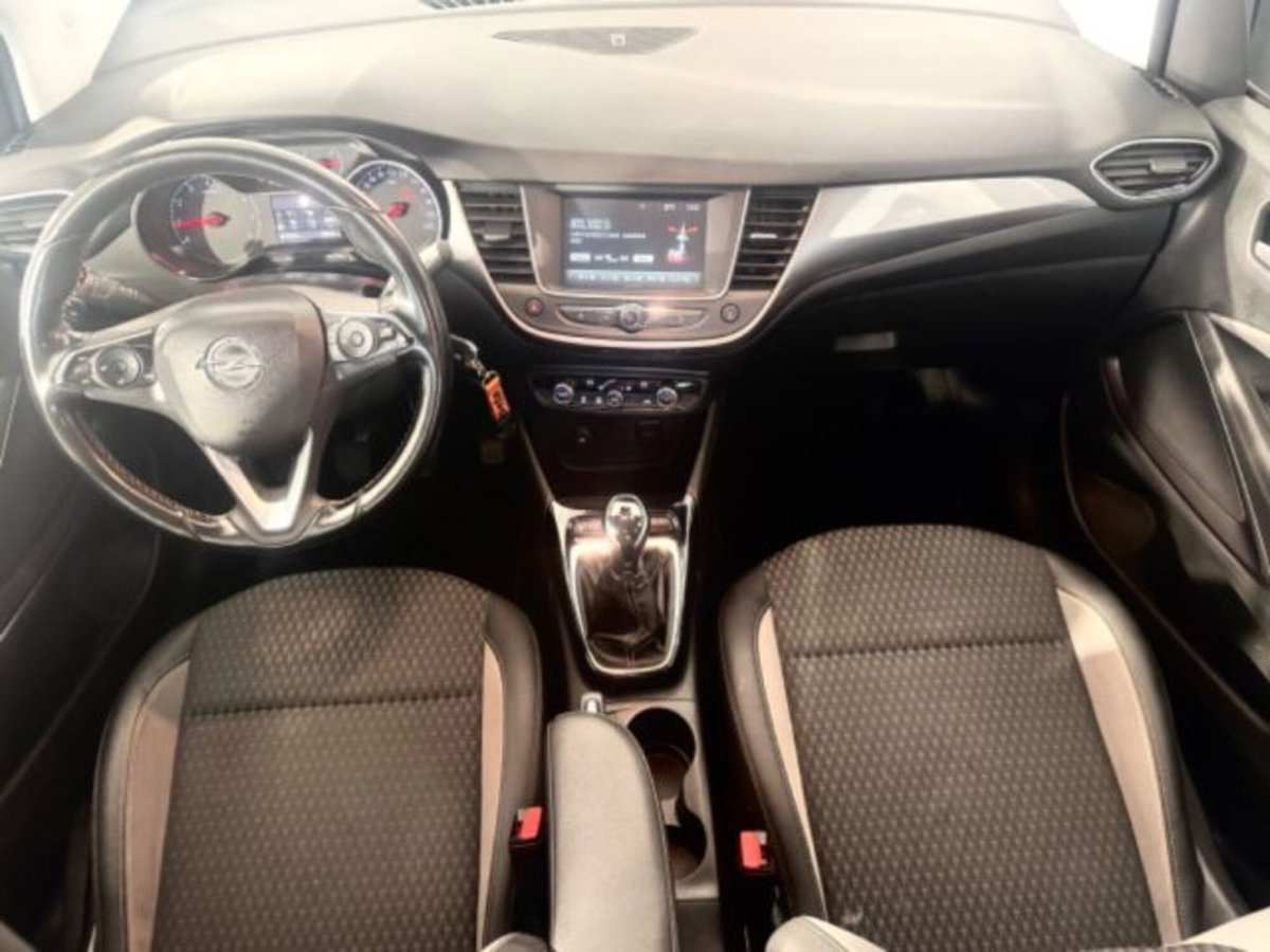 Opel Crossland X 1.2 12V Innovation (7)