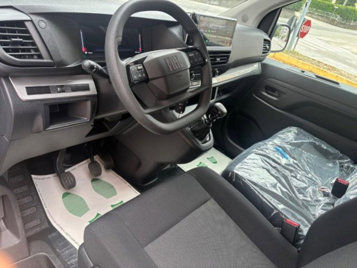 Fiat Scudo Furgone van d.cab fissa M 2.2 diesel 150cv S&S (12)
