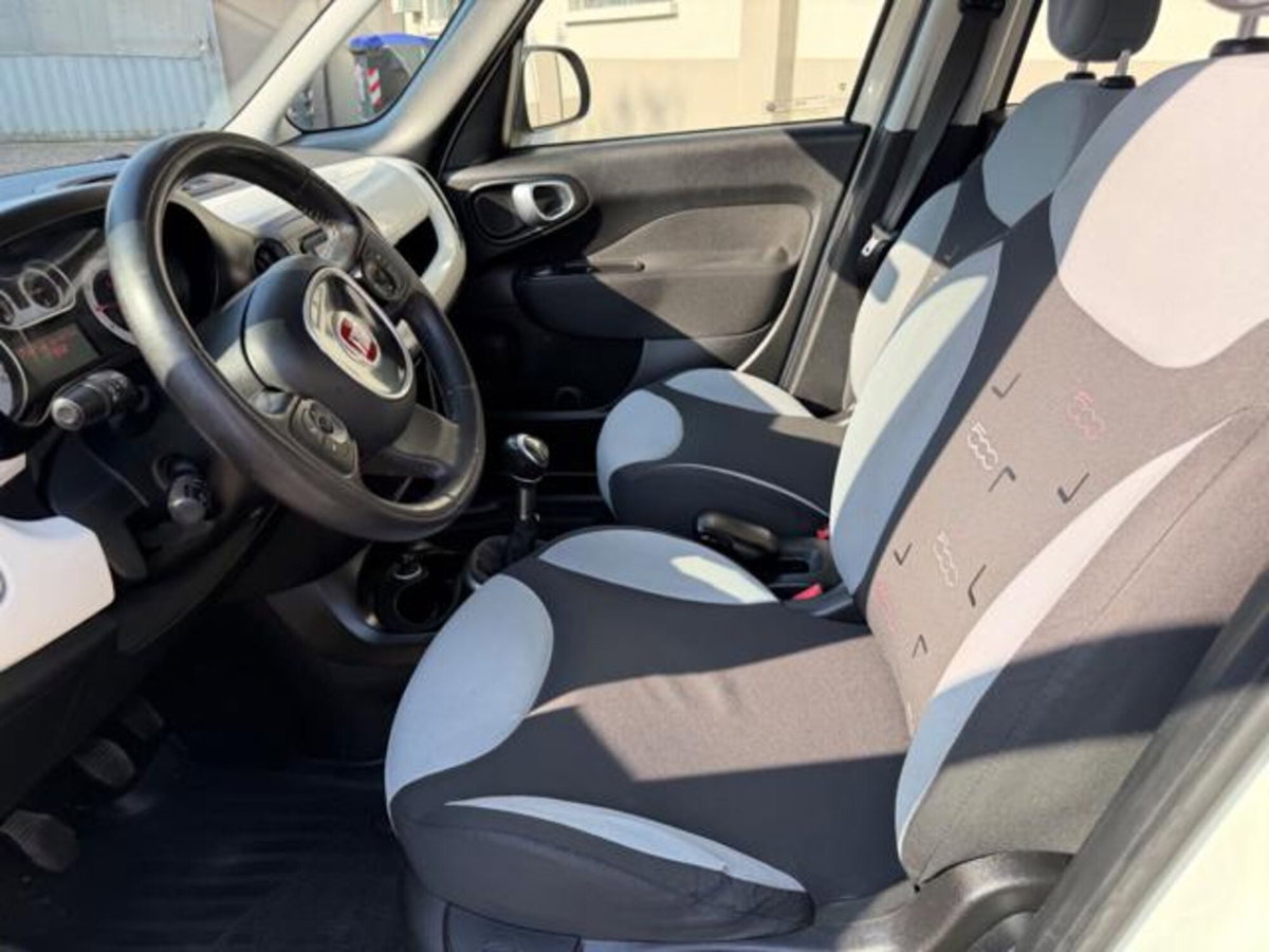 Fiat 500L 1.3 Multijet 85 CV Dualogic Lounge (7)