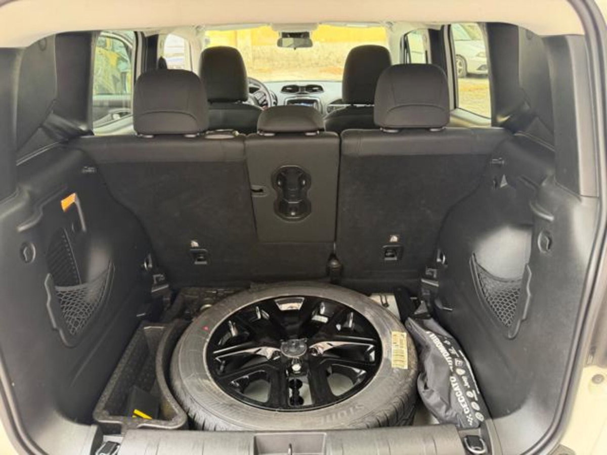 Jeep Renegade 1.0 T3 Night Eagle (12)