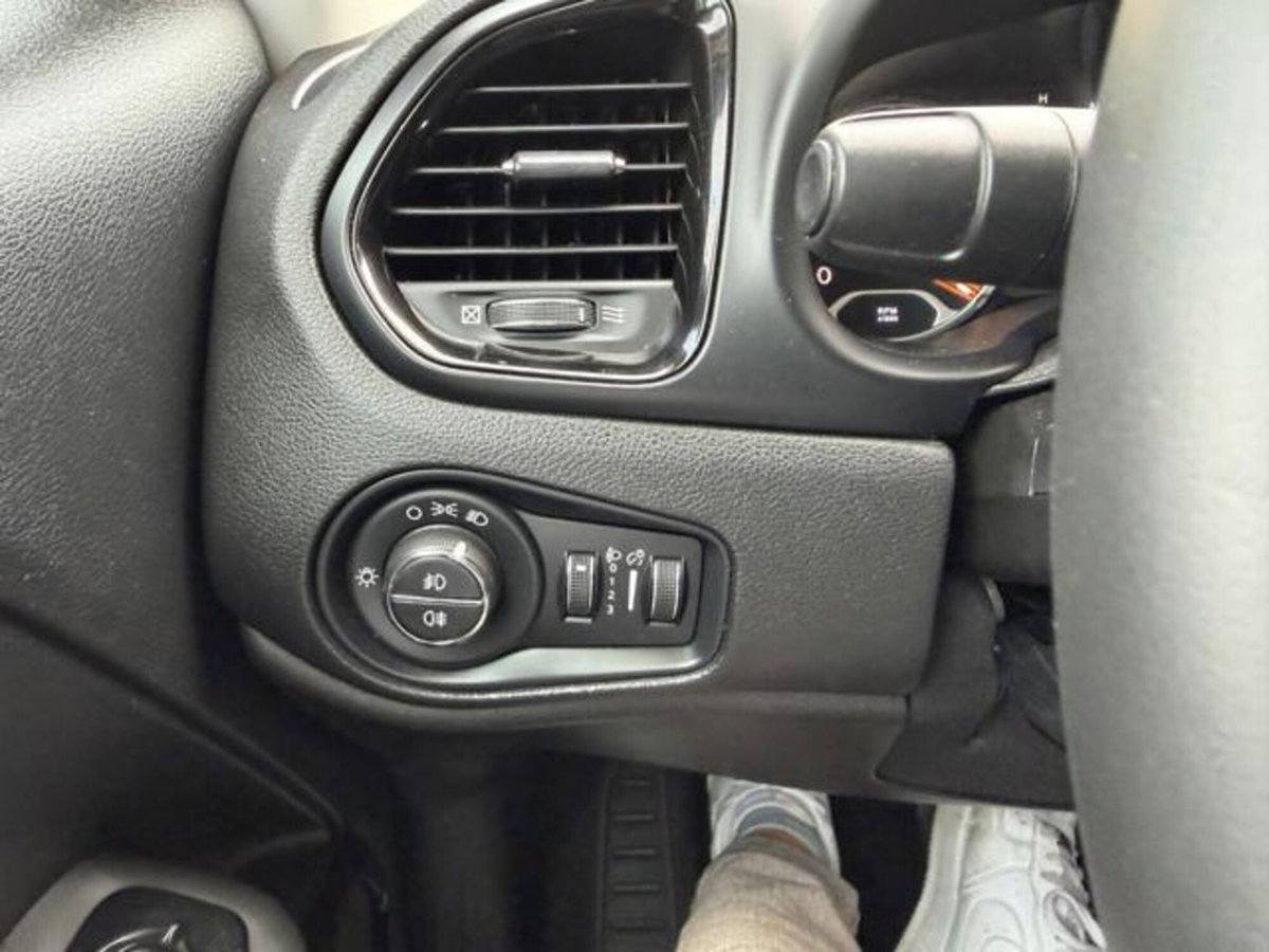 Jeep Renegade 1.0 T3 Night Eagle (18)