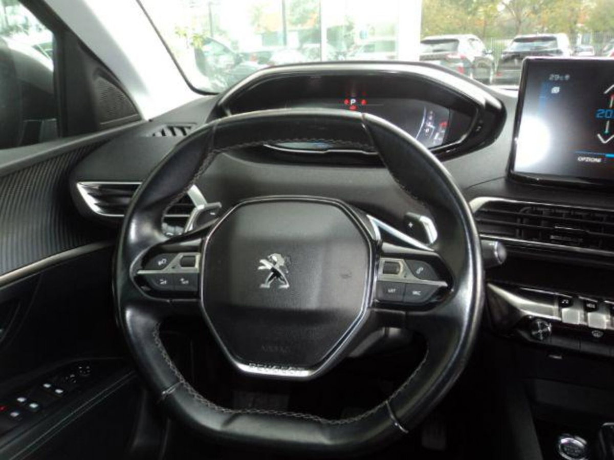 Peugeot 3008 BlueHDi 130 S&S EAT8 Allure Pack (12)