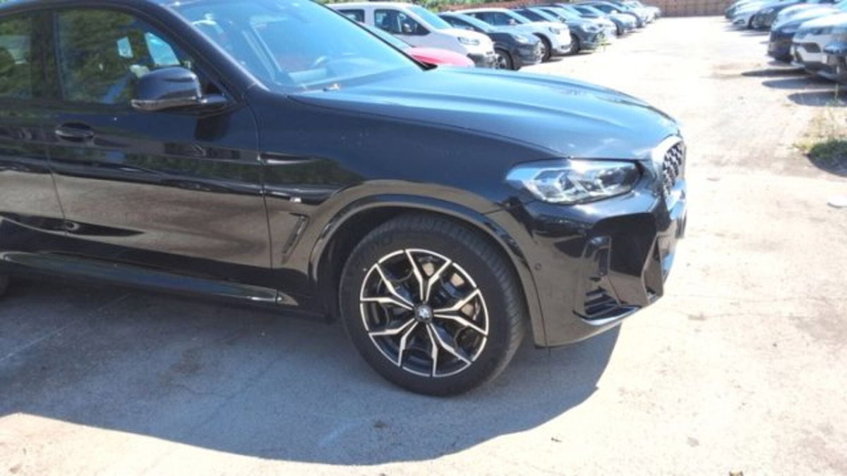 BMW X4 xdrive20i mhev 48V Msport auto (3)