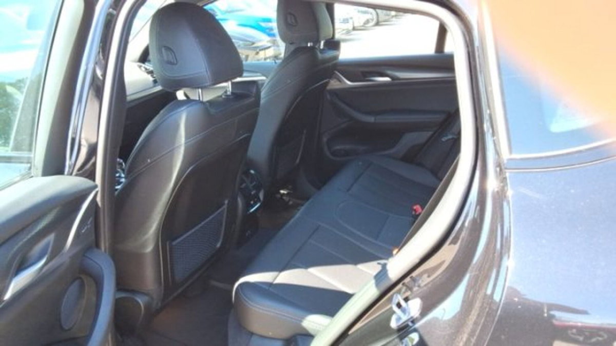 BMW X4 xdrive20i mhev 48V Msport auto (7)