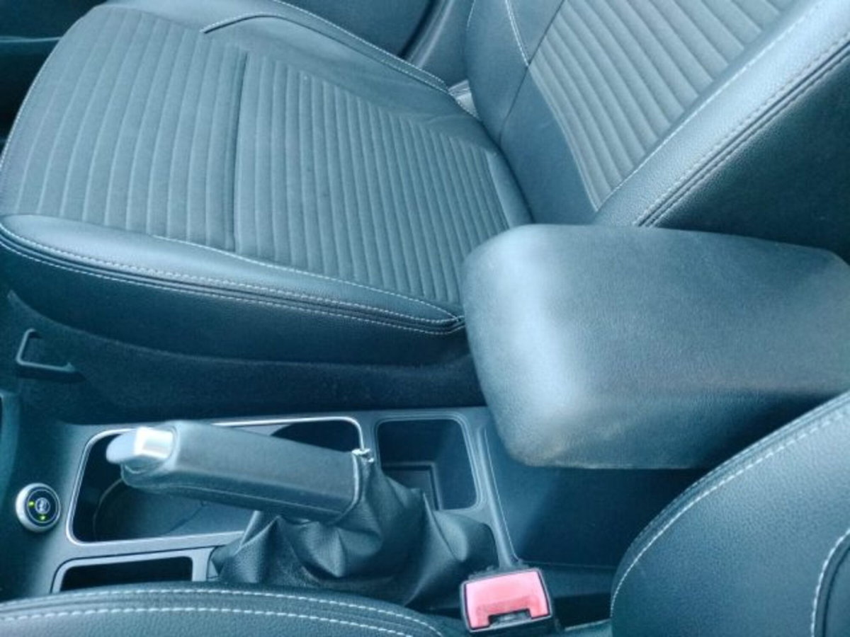 Ford EcoSport 1.0 EcoBoost 125 CV Titanium (19)
