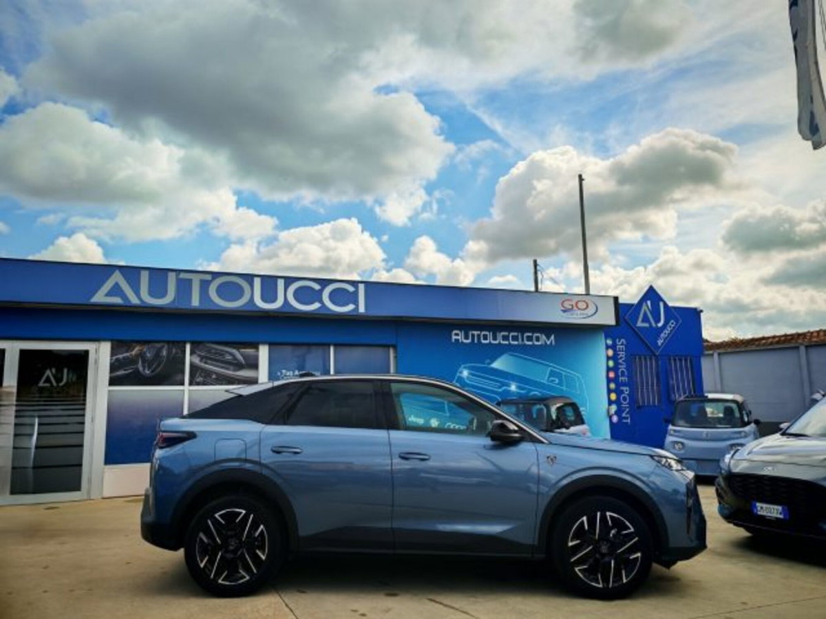 Peugeot 3008 1.2 hybrid GT Exclusive 145cv e-dcs6 (2)