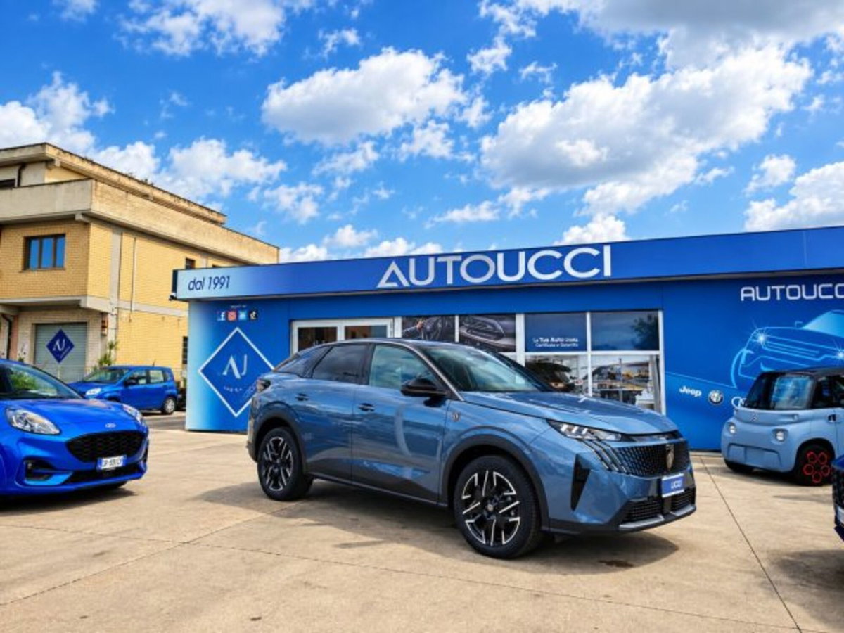 Peugeot 3008 1.2 hybrid GT Exclusive 145cv e-dcs6 (3)