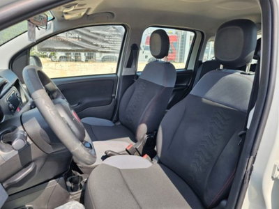 Fiat Panda 1.3 MJT 95 CV S&S 4x4 (12)