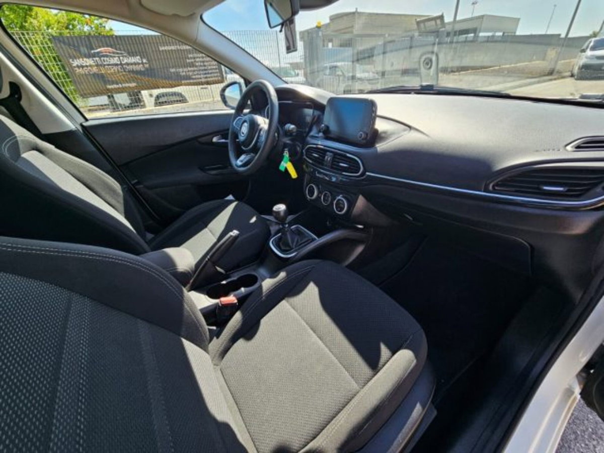 Fiat Tipo Station Wagon Tipo 1.6 Mjt S&S SW City Life (13)