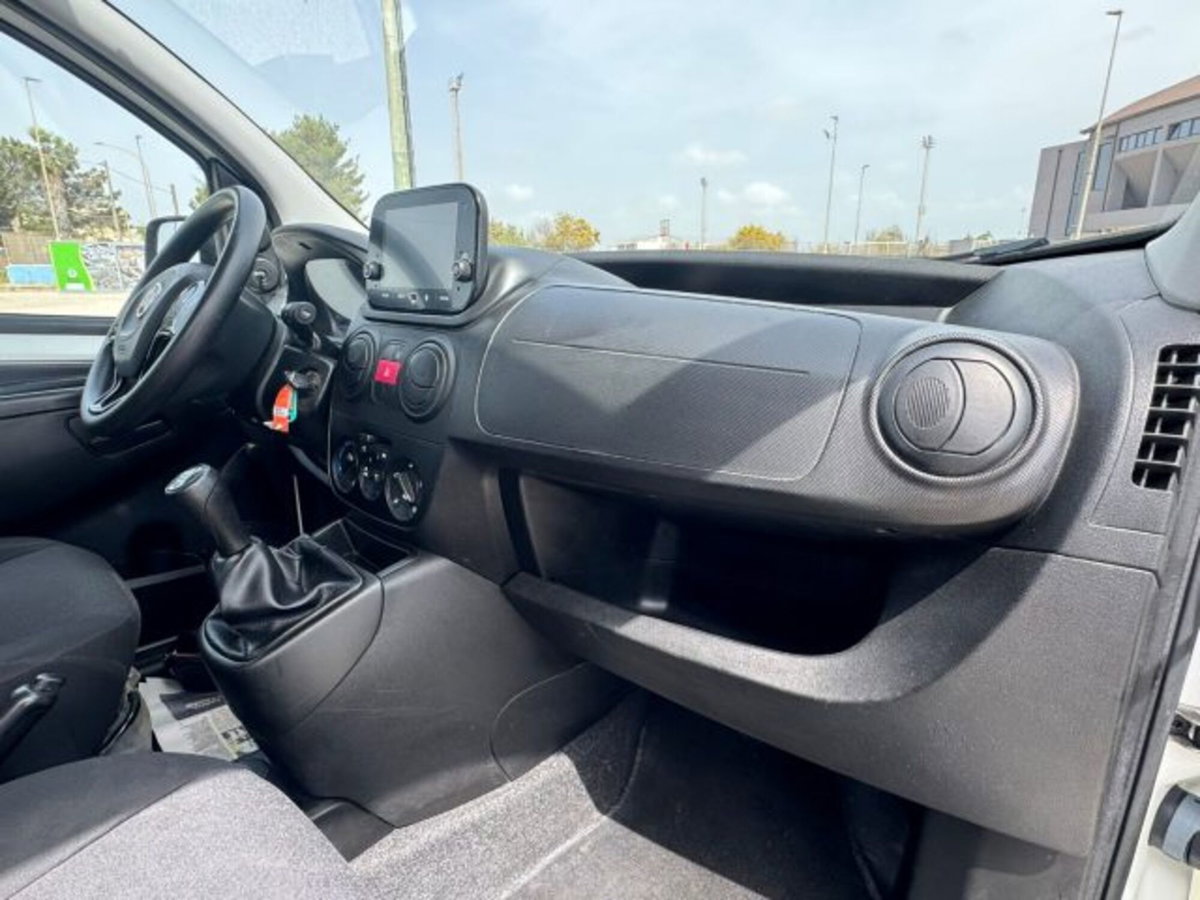 Fiat Fiorino 1.3 MJT 80CV Combi Semi (14)