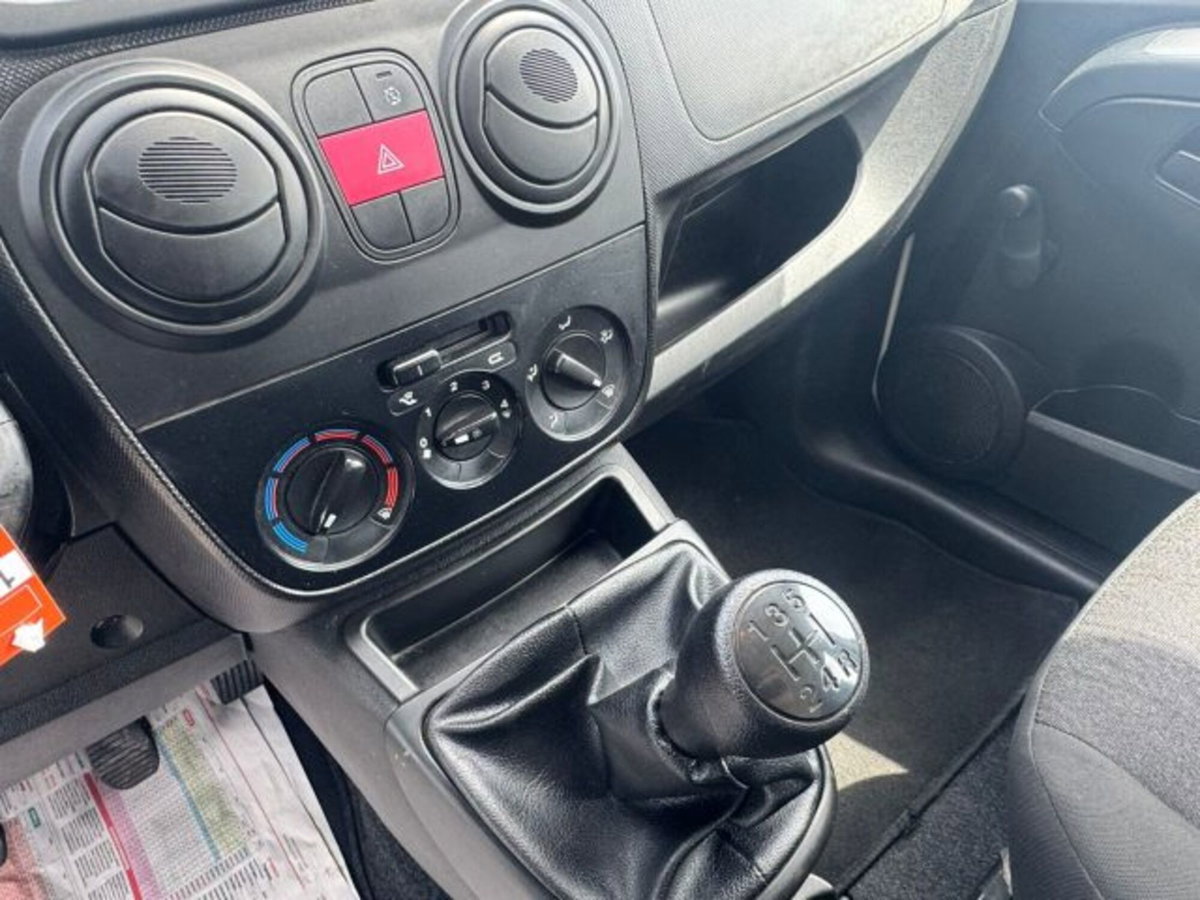 Fiat Fiorino 1.3 MJT 80CV Combi Semi (15)
