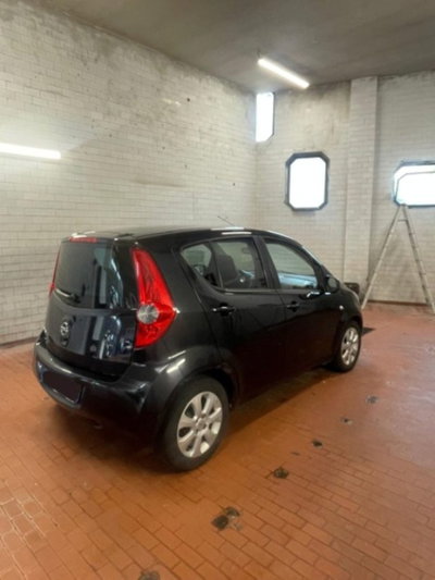 Opel Agila 1.2 16V 86CV Enjoy (10)
