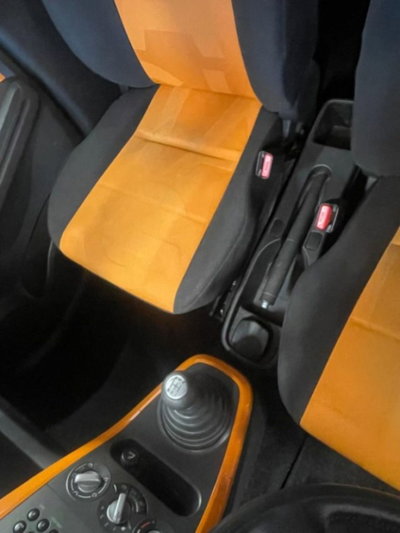 Opel Agila 1.2 16V 86CV Enjoy (9)