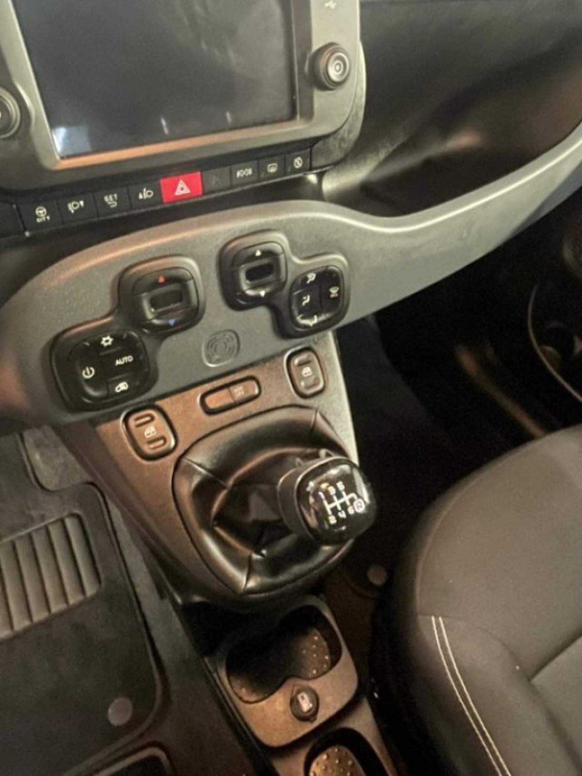 Fiat Panda Cross 1.0 firefly hybrid Cross s&s 70cv 5p.ti (16)