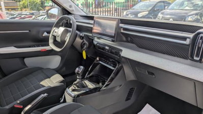Citroen C3 1.2 puretech turbo Max 100cv s&s (10)