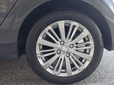 Peugeot 208 82 5 porte Active (9)