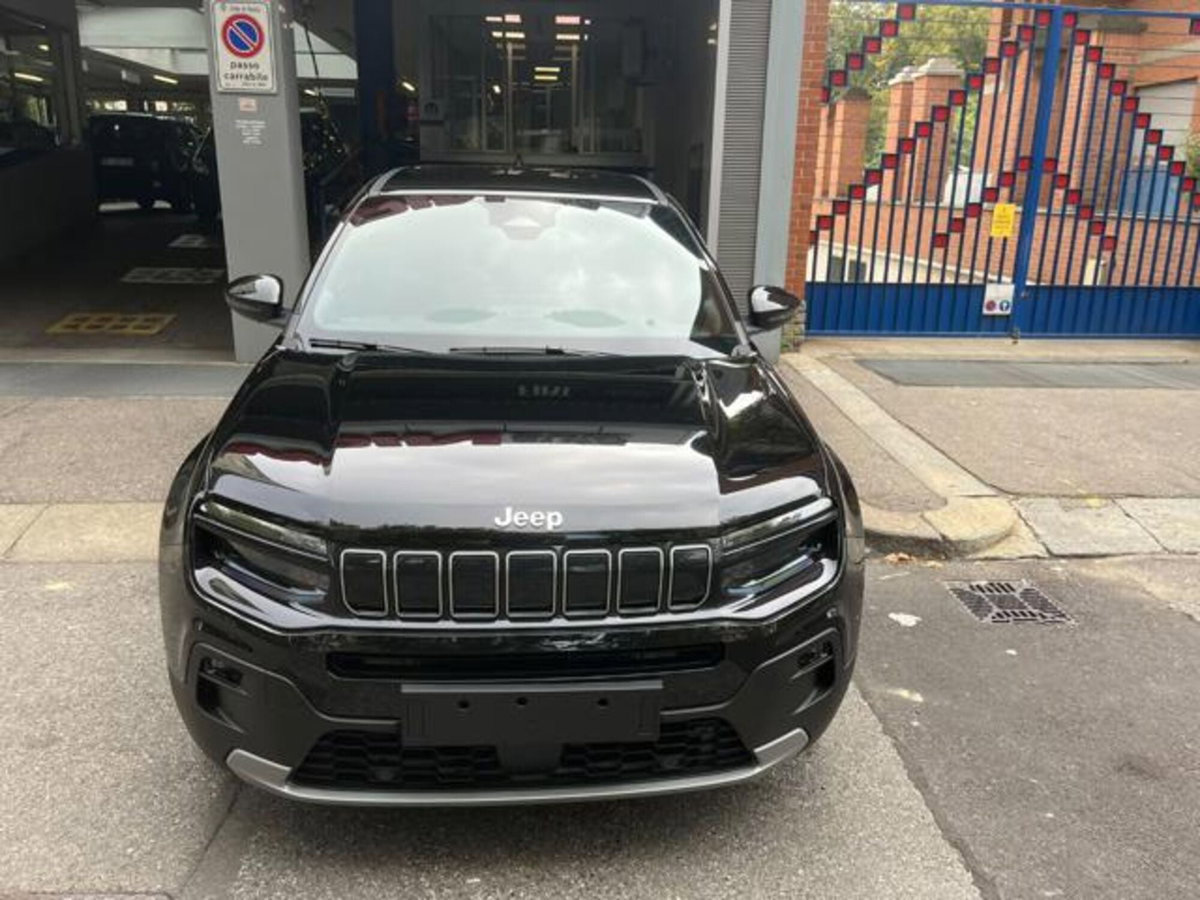 Jeep Avenger 1.2 turbo e-hybrid mhev Summit fwd 110cv edct6 (2)