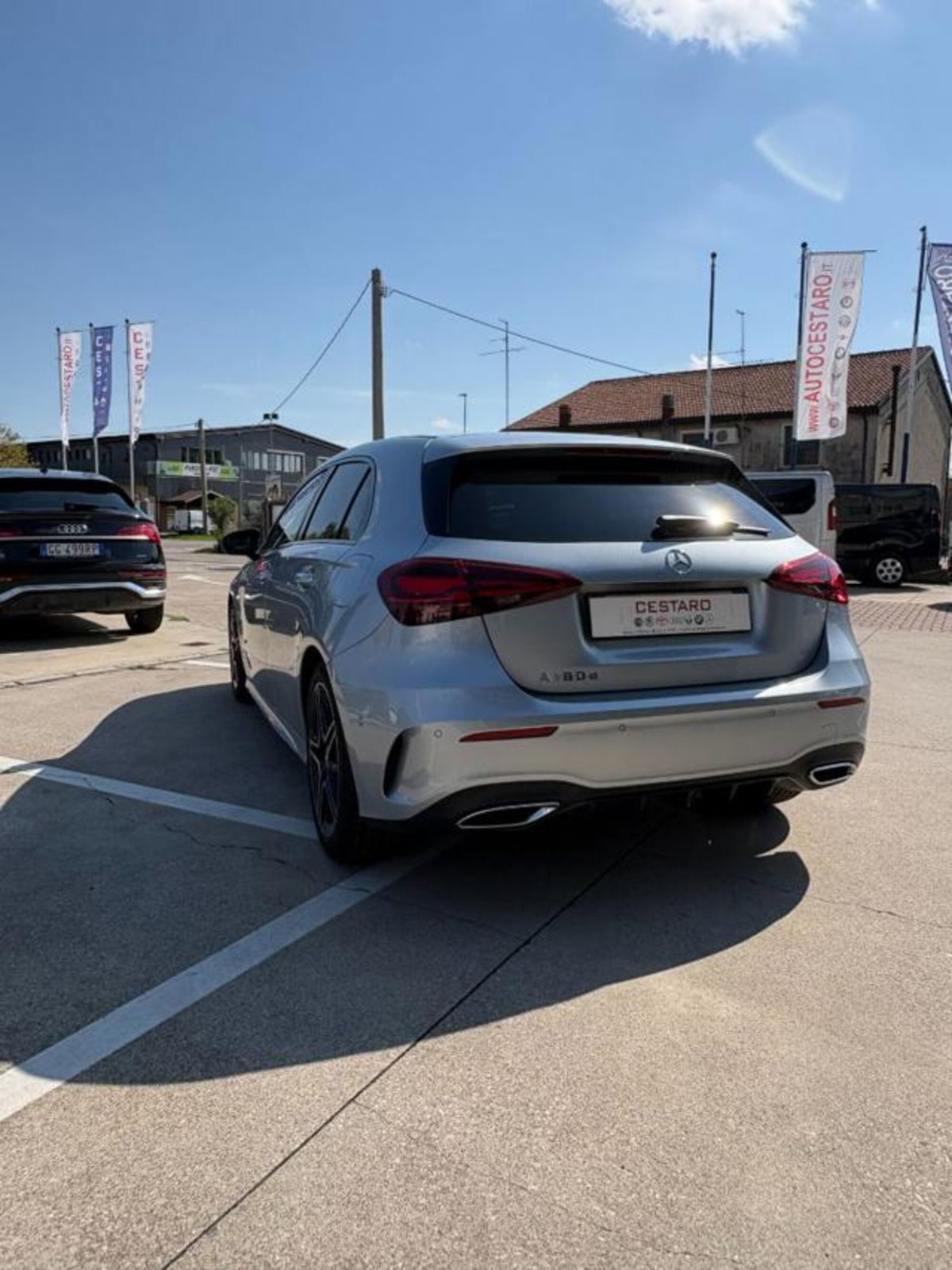 Mercedes-Benz Classe A Sedan 180 d AMG Line Premium Plus auto (5)