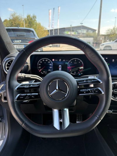 Mercedes-Benz Classe A Sedan 180 d AMG Line Premium Plus auto (9)