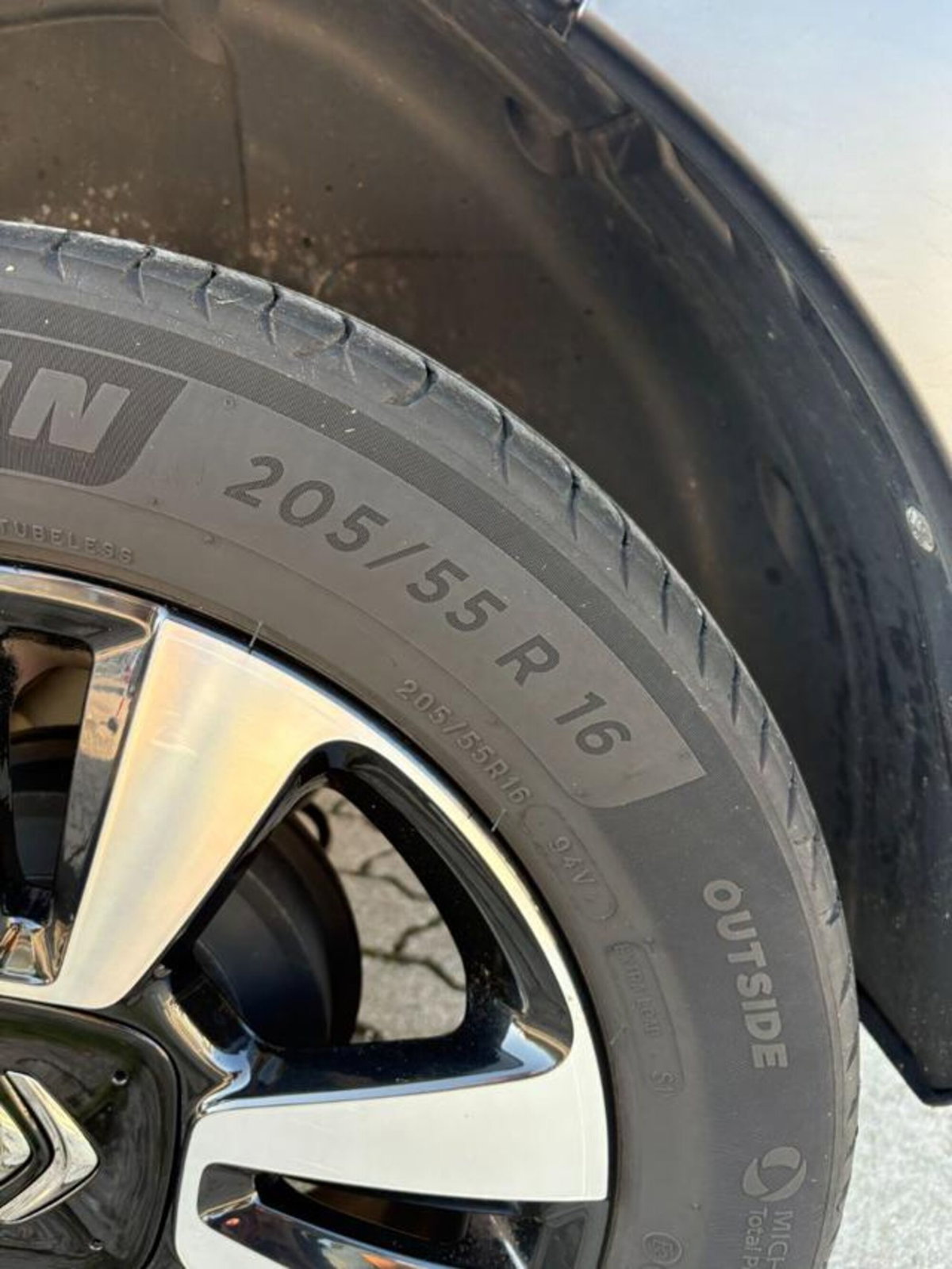 Citroen C3 PureTech 110 S&S EAT6 Shine (9)