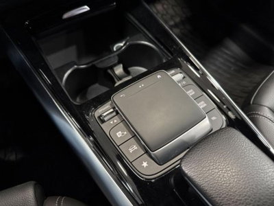 Mercedes-Benz GLA SUV 250 e Plug-in hybrid Automatic Sport Plus (11)