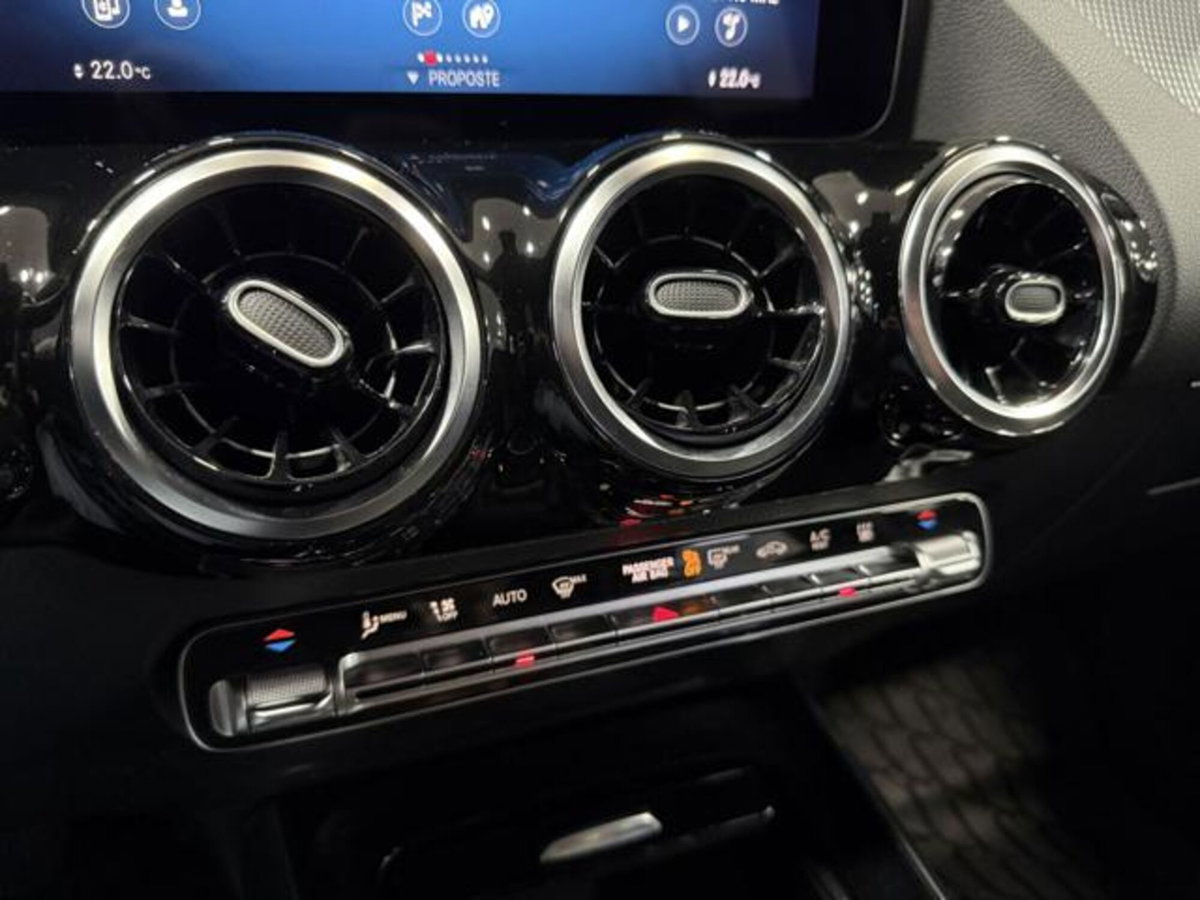 Mercedes-Benz GLA SUV 250 e Plug-in hybrid Automatic Sport Plus (12)