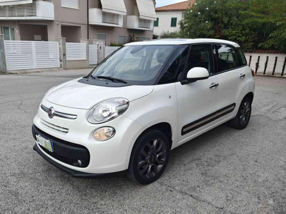 Fiat 500L 0.9 TwinAir Turbo Natural Power Lounge (15)