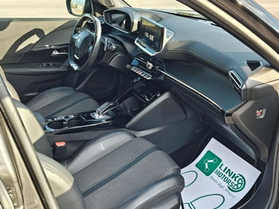 Peugeot 2008 BlueHDi 130 S&S EAT8 GT Line (10)