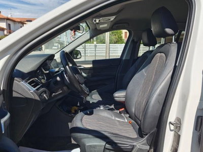 BMW X1 sDrive18d xLine (13)