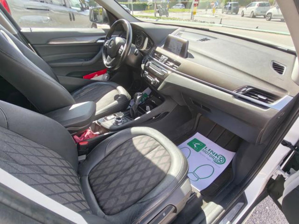 BMW X1 sDrive18d xLine (15)