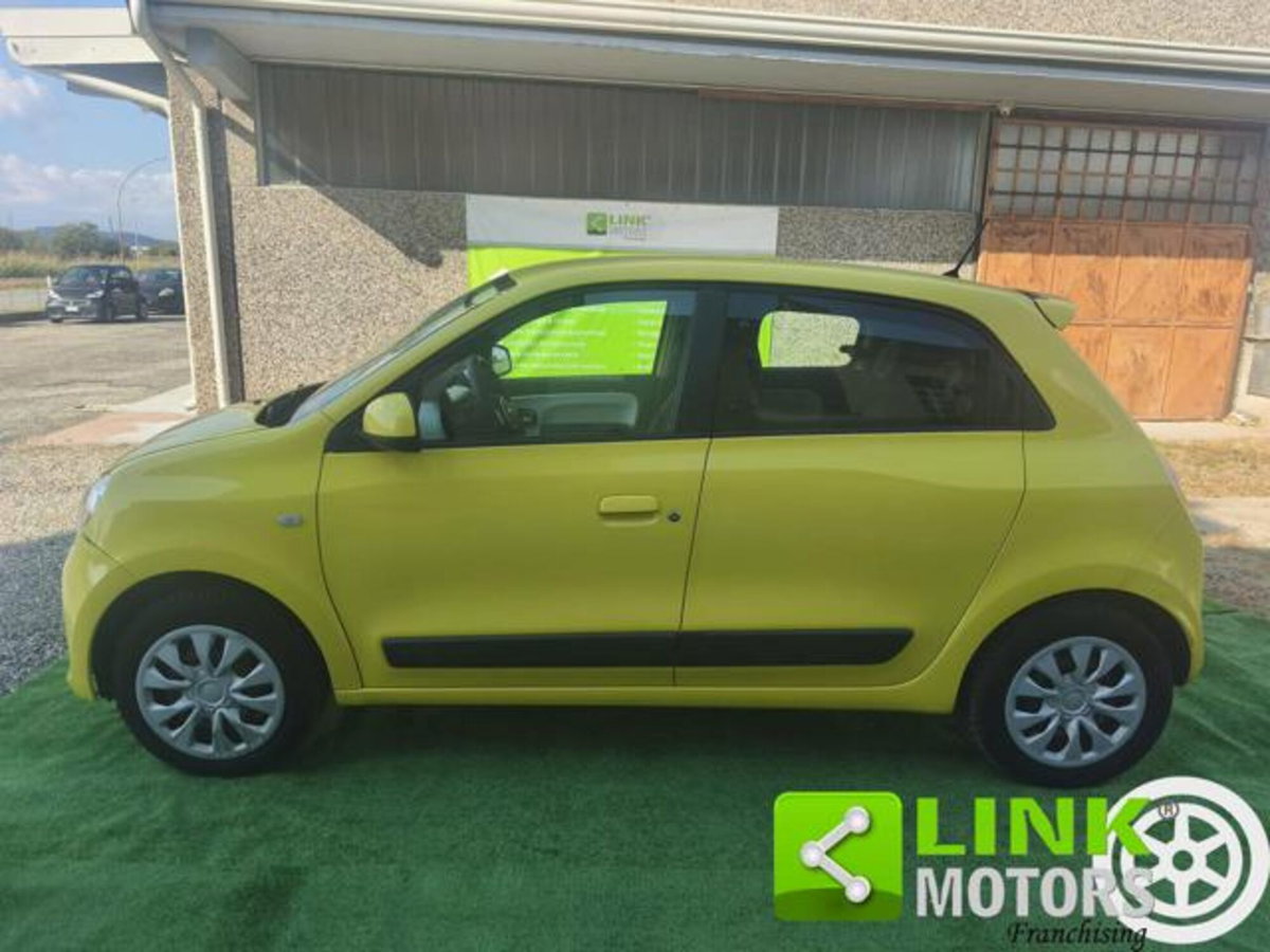 Renault Twingo 1.0 SCe Live (8)