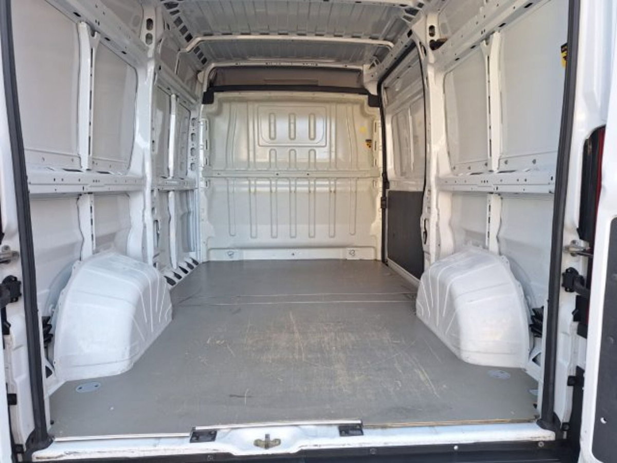 Fiat Ducato Furgone 35 2.2 Mjt 140CV AT9 PM-TM Maxi (10)